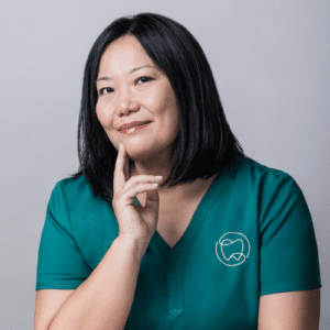 Dra. Andrea Yasuda, Clínica Synergia – Cuidados Odontológicos